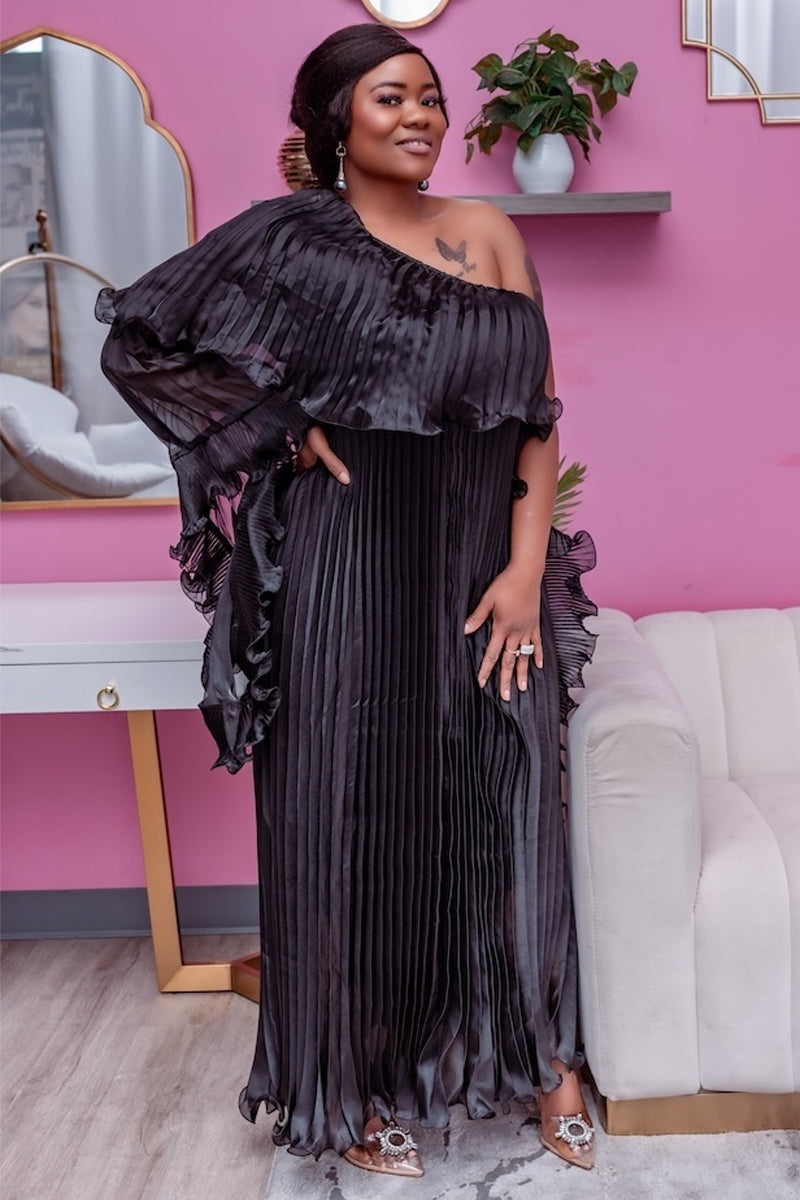 Midnight Elegance Pleated Miyake Dress – Black