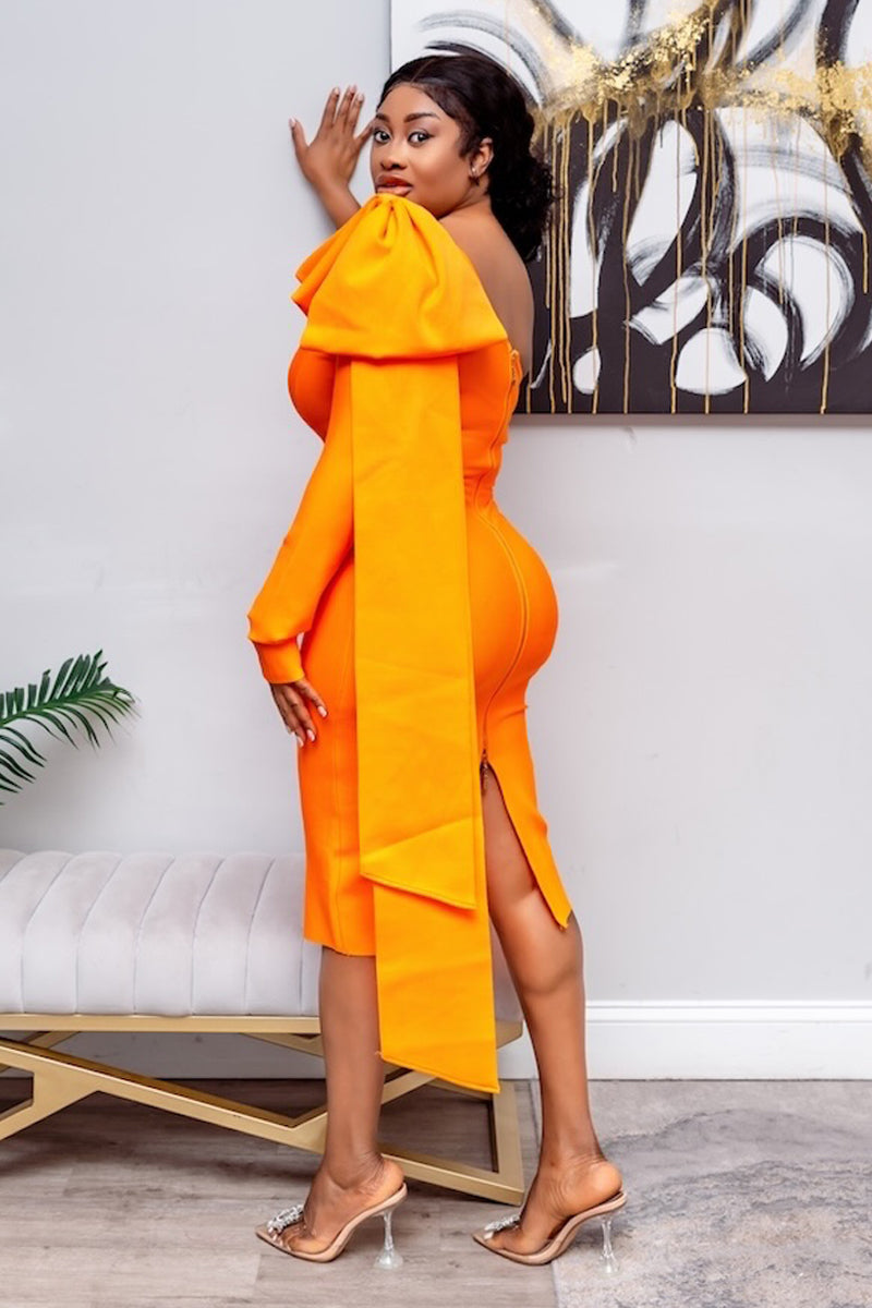 Sunset Glam" One-Shoulder Bandage Midi Dress - Orange