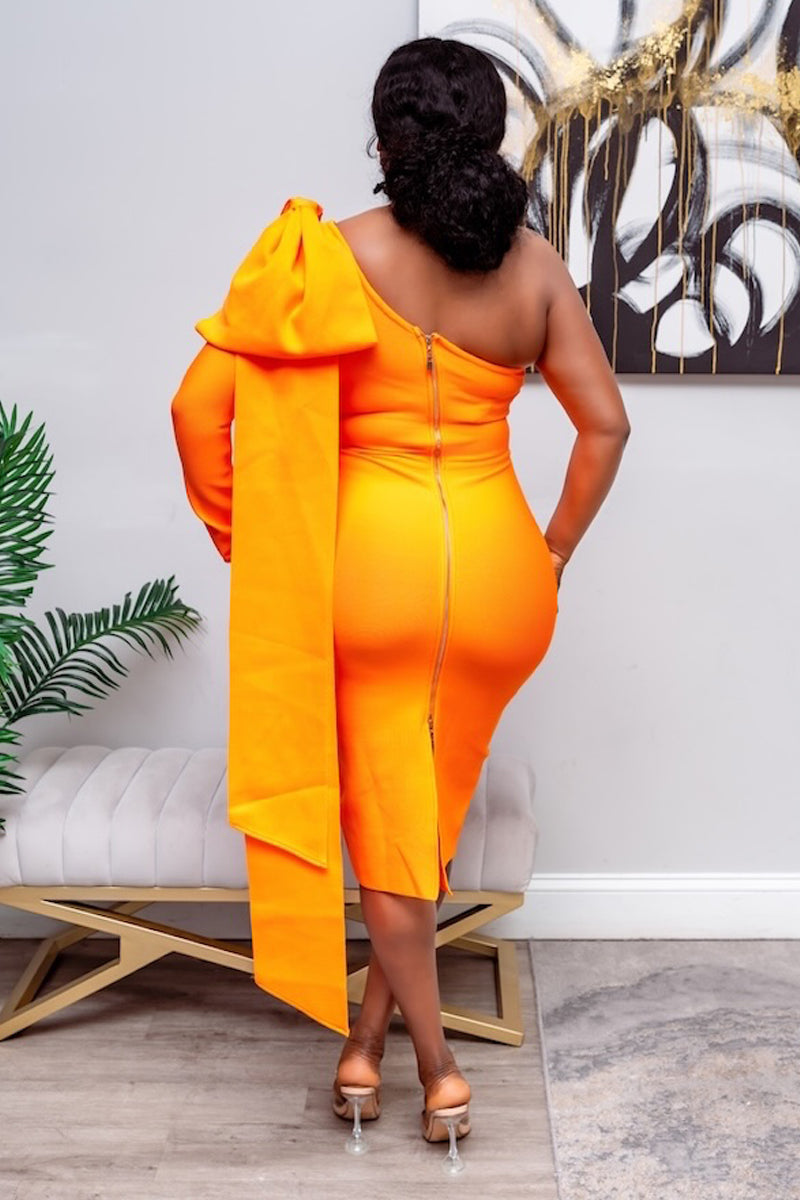 Sunset Glam" One-Shoulder Bandage Midi Dress - Orange