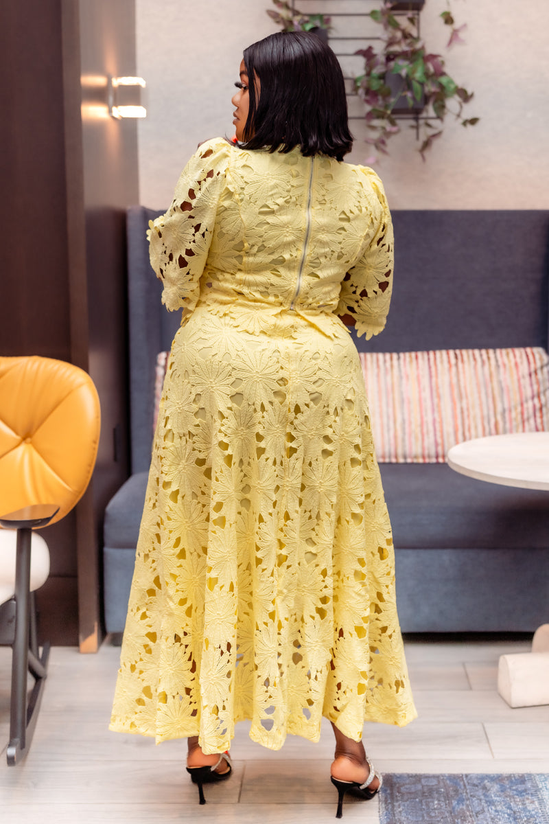 Sunny Blossom Lace Set – Yellow