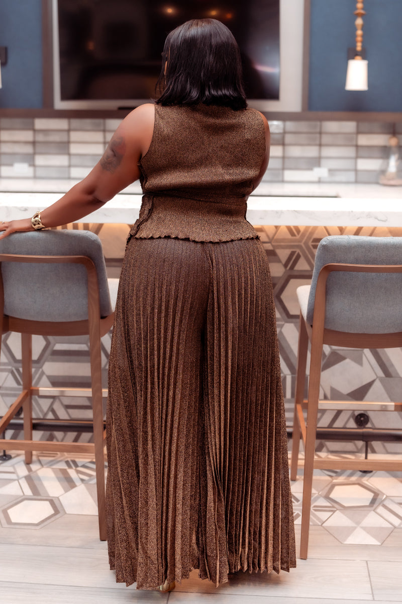 Chic Pleated Miyake Pant & Top Set | Bronze