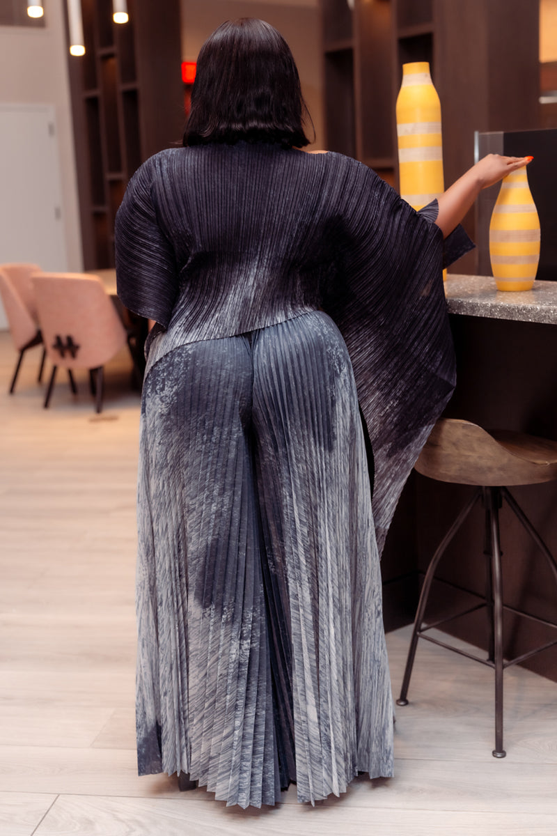 Miyake Pleated Pant & Top Set – Charcoal Ombre