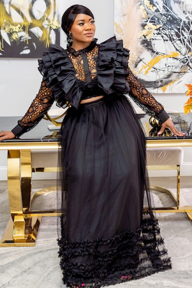 Princess Elegant Noir Ruffled Lace Ensemble