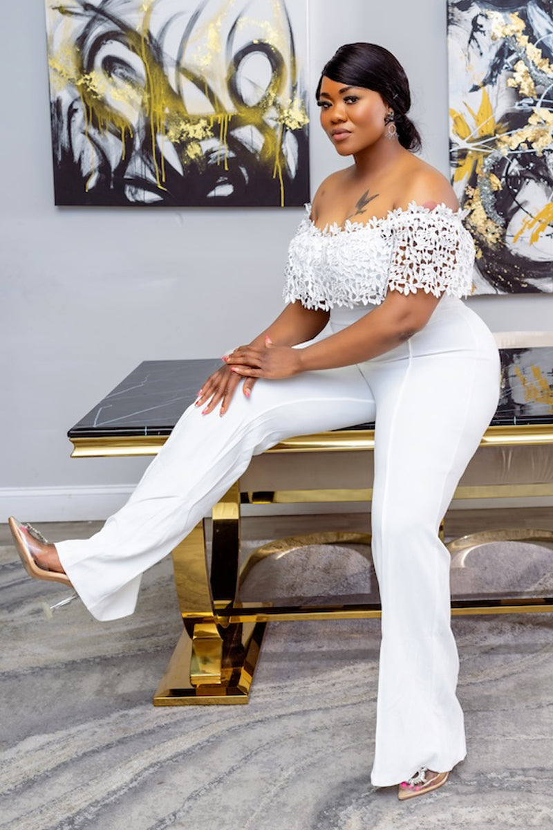 ELEGANT OFF- SHOULDER LACE JUMPSUIT