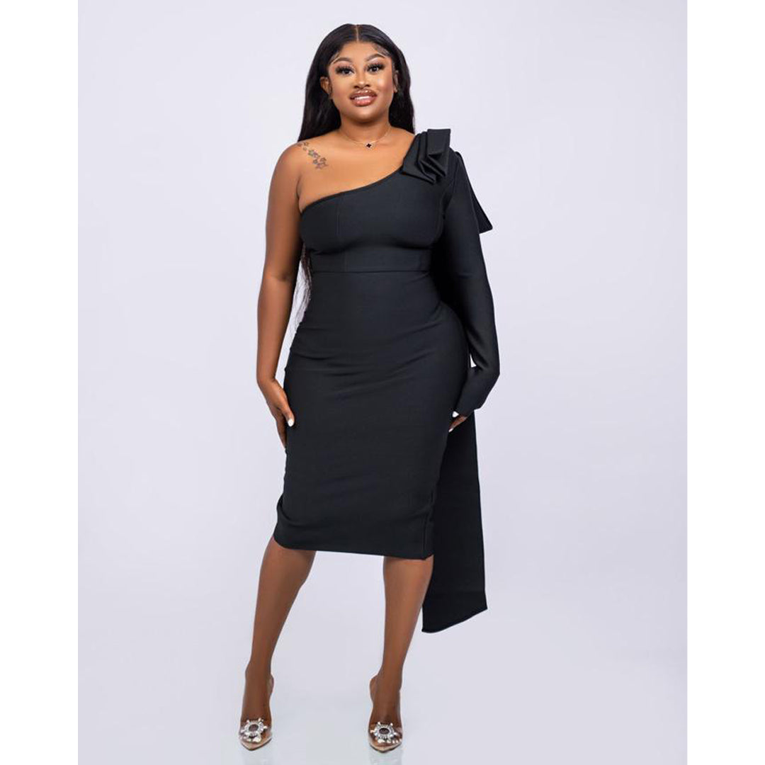 Scarlet Elegance One-Shoulder Midi Dress