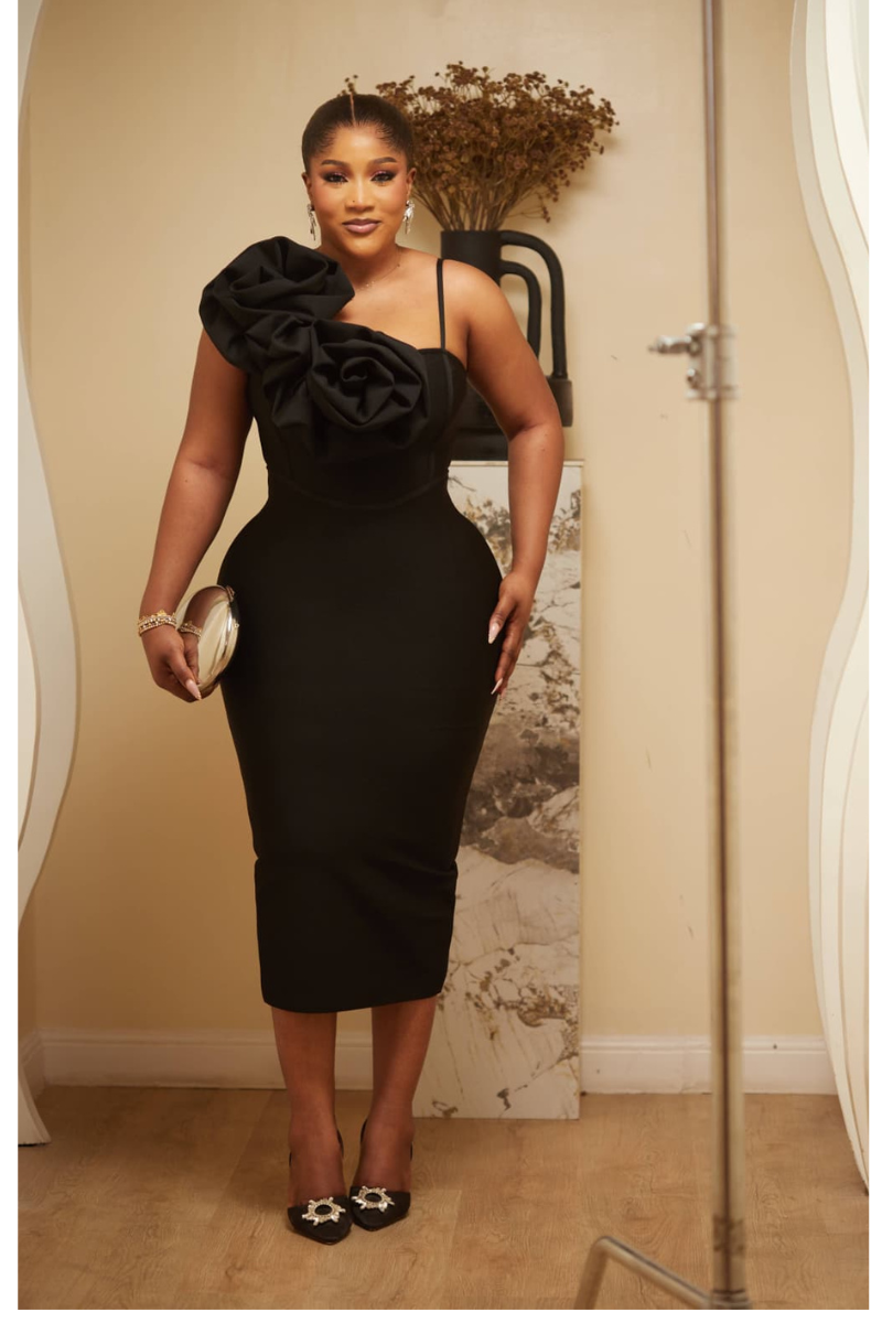 Bella Noir Midi Dress
